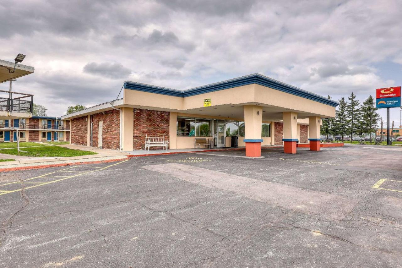 Suburban Studios Neenah-Appleton Exterior foto